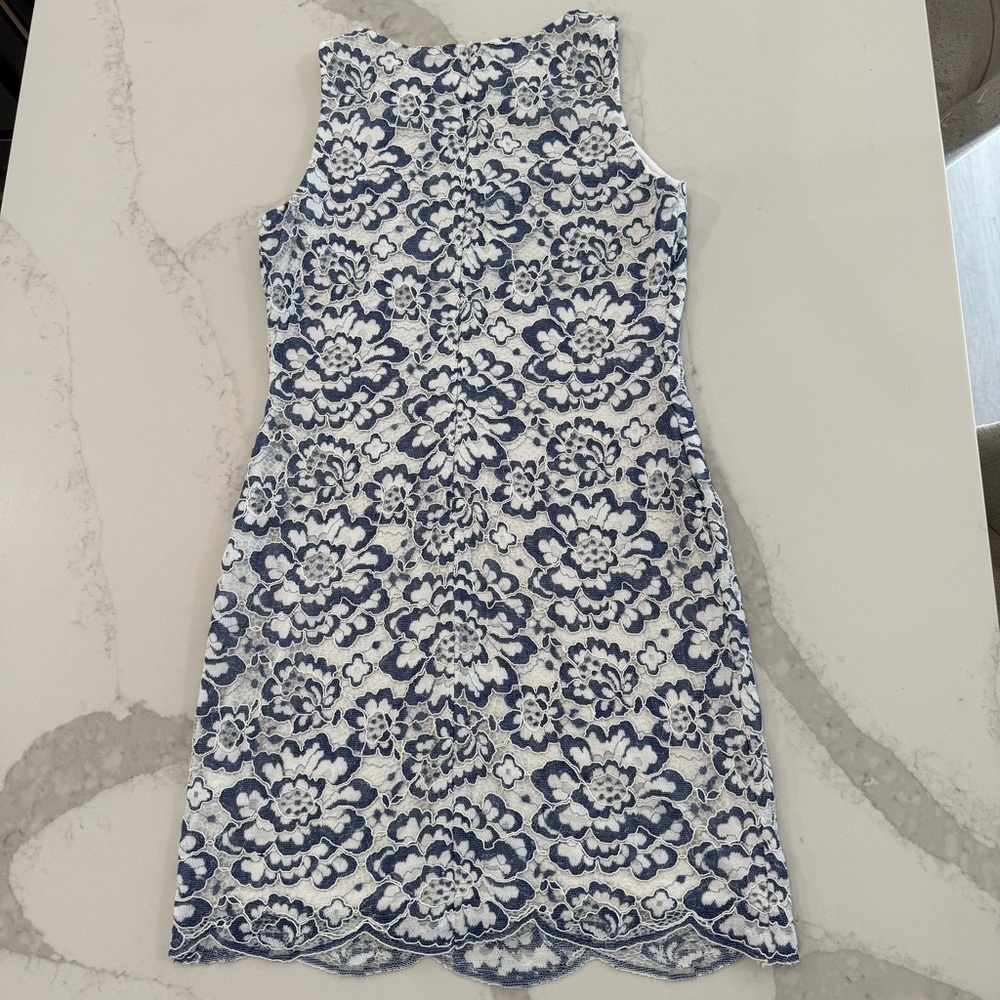 Lauren Ralph Lauren Floral Lace Sheath Dress Women’s 10 Blue/White Scalloped Hem - Picture 7 of 9
